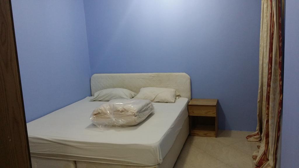 Red Tower Furnished Apartments Mahboula Chambre photo