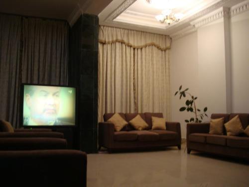 Red Tower Furnished Apartments Mahboula Extérieur photo